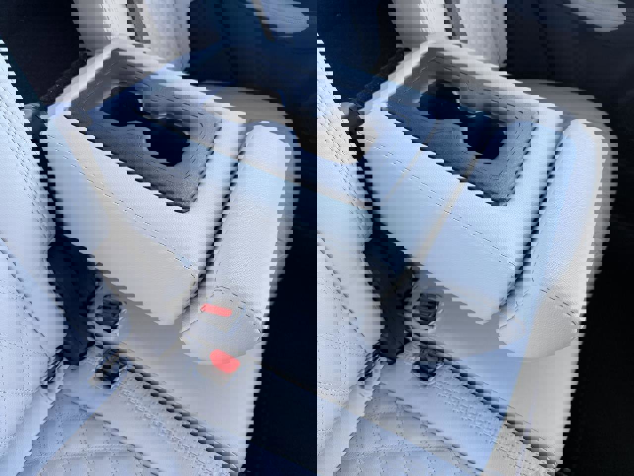 Used 2024 Mitsubishi Outlander SEL image 33