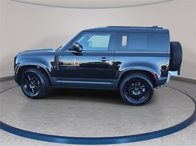 Used 2025 Land Rover Defender 90 S image 9