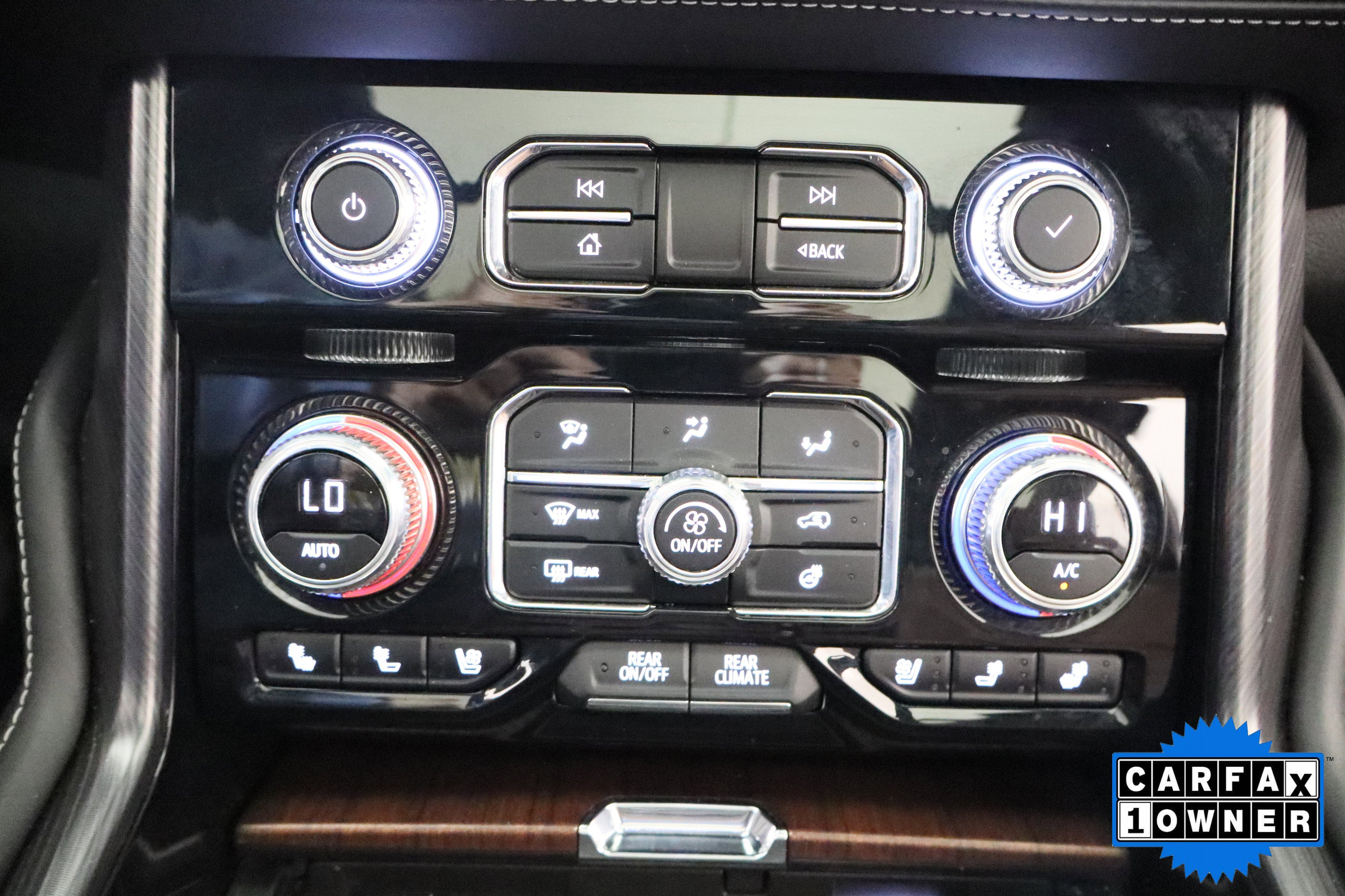 Used 2023 GMC Yukon XL Denali Ultimate AWD/4WD image 25