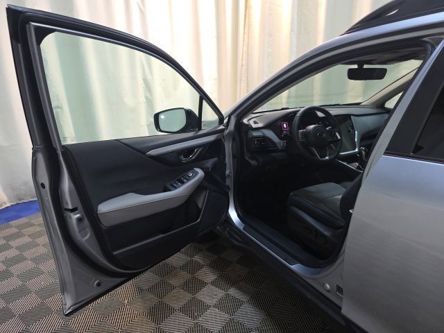 Certified 2025 Subaru Outback Premium image 11