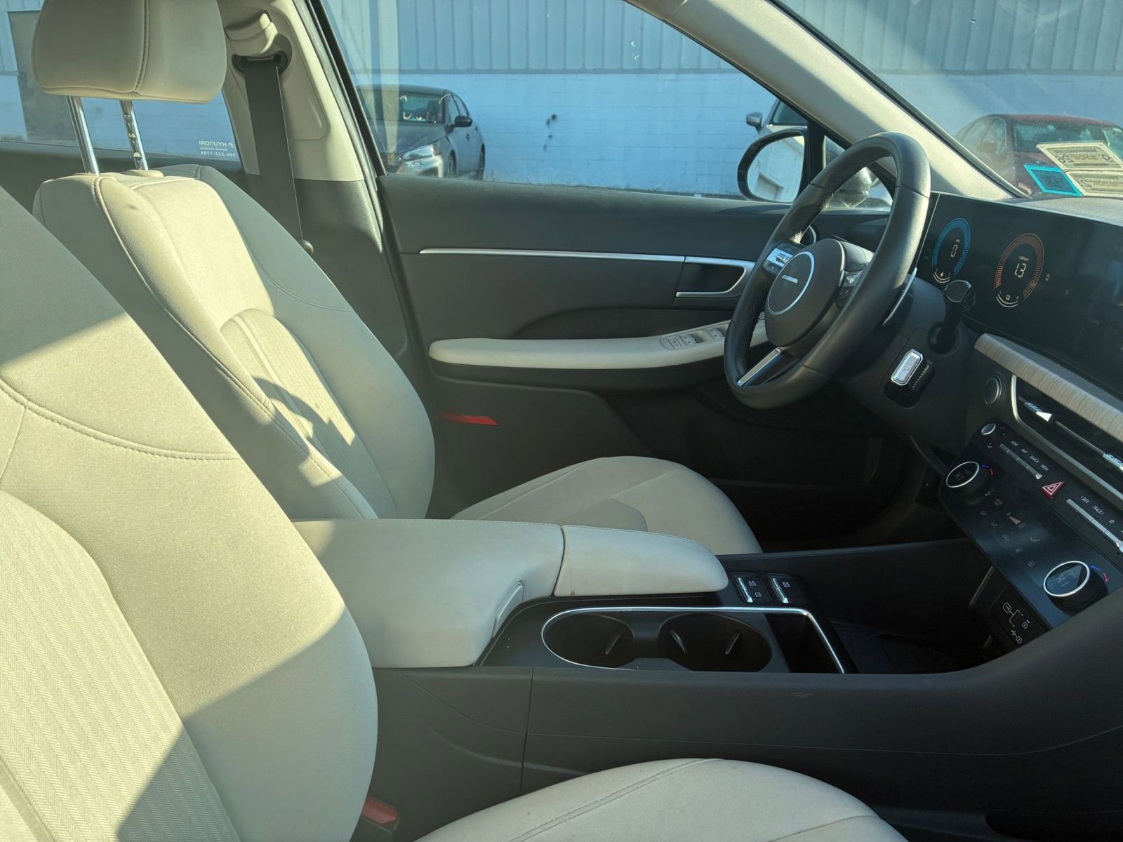 Used 2025 Hyundai Sonata SEL FWD image 37