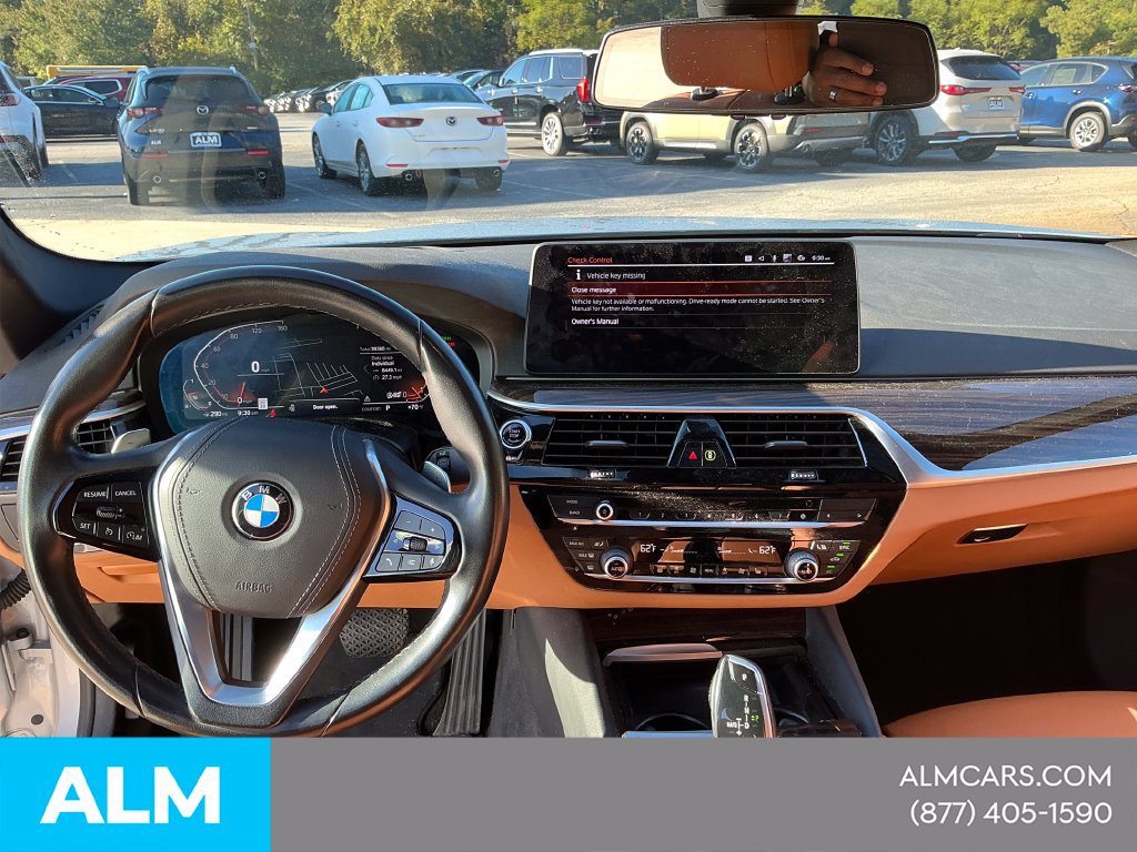 Used 2021 BMW 530i w/ Premium Package RWD image 14