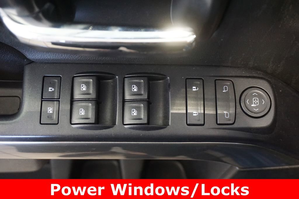 Used 2015 Chevrolet Silverado 1500 LT w/ LT Convenience Package image 5