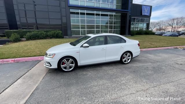 Used 2017 Volkswagen Jetta GLI image 5