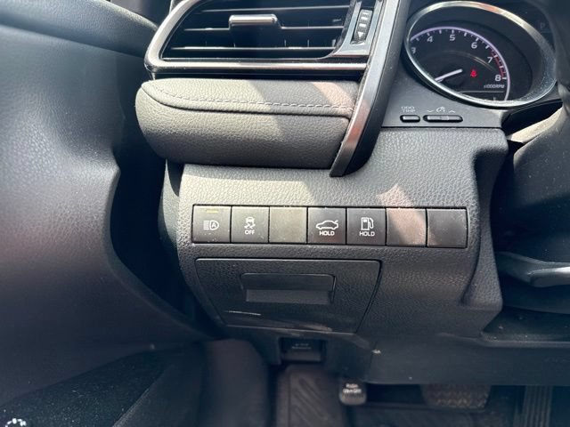 Used 2019 Toyota Camry SE FWD image 16