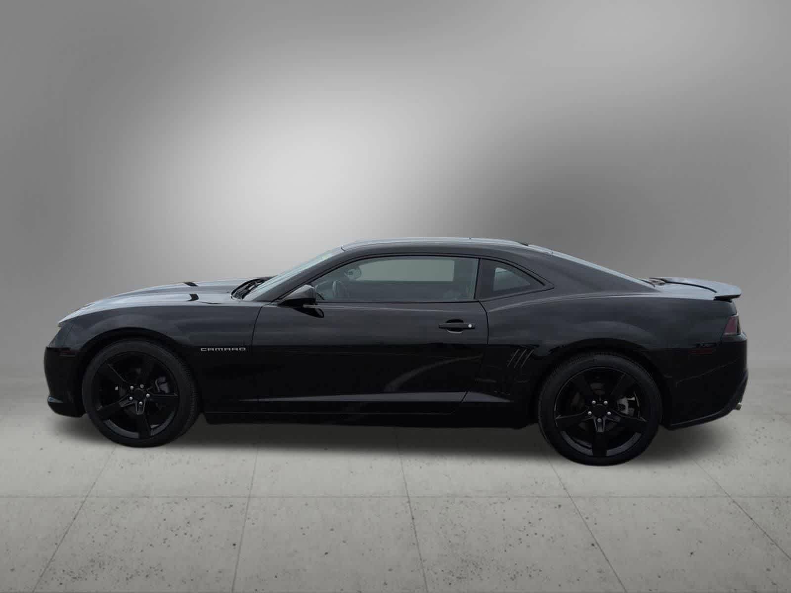 Used 2015 Chevrolet Camaro LT w/ Rear Vision Package RWD image 3
