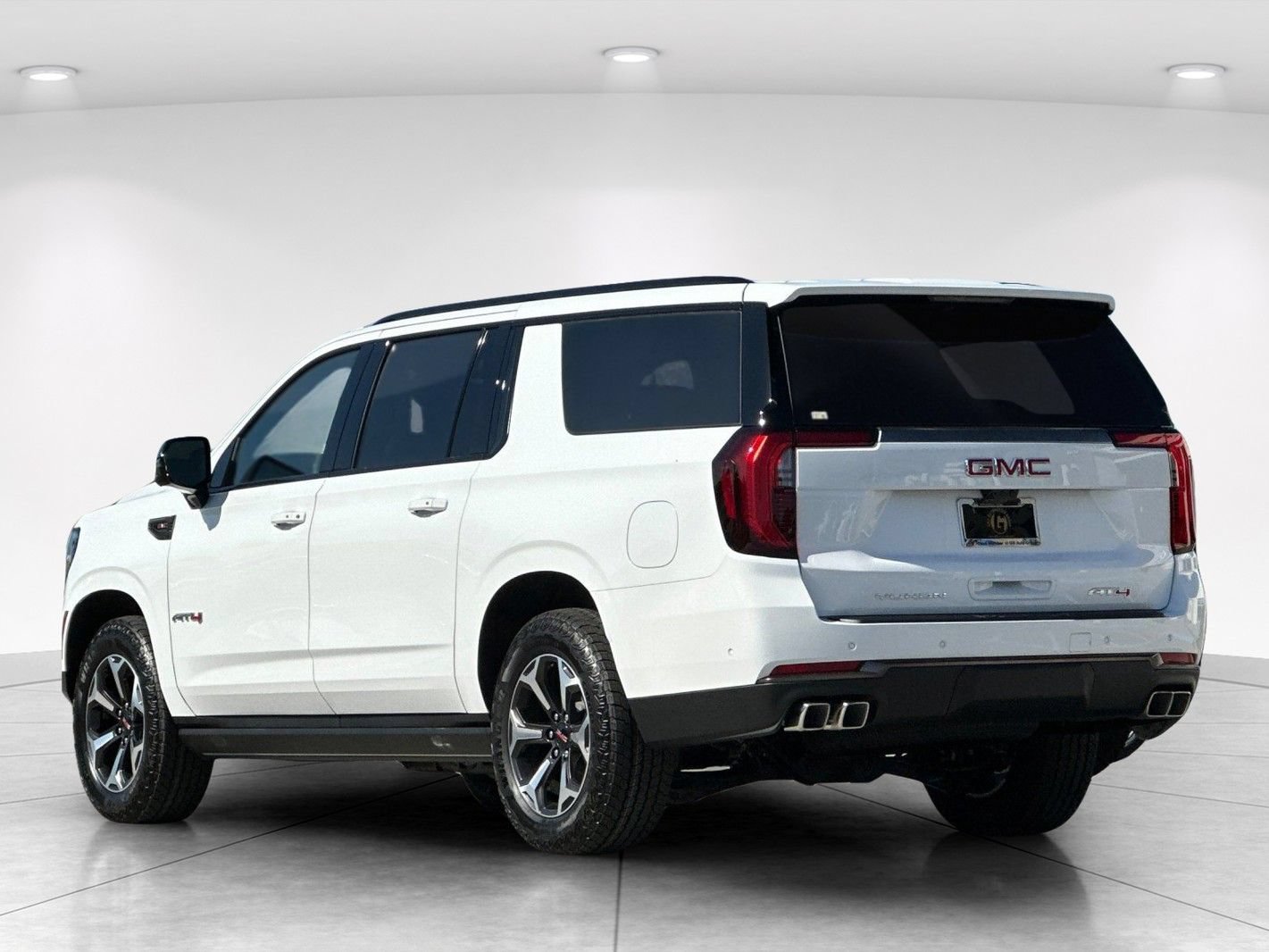 New 2026 GMC Yukon XL AT4 Ultimate AWD/4WD image 4