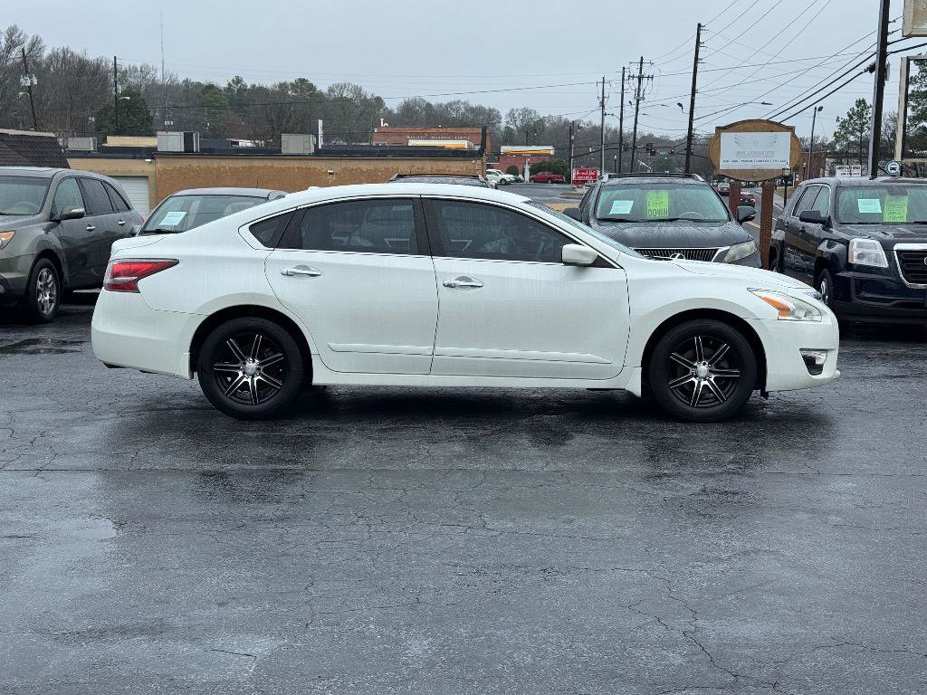 Used 2015 Nissan Altima 2.5 S w/ Power Driver Seat Package FWD image 7