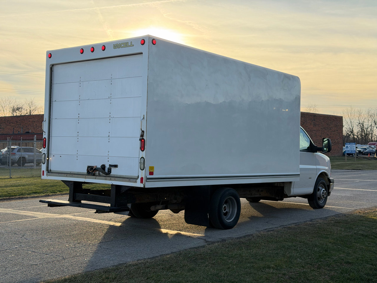 Used 2019 GMC Savana 3500 w/ Power Convenience Package image 6