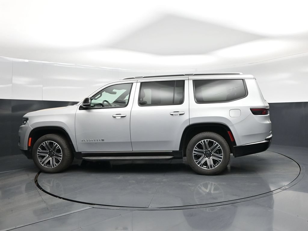 Used 2025 Jeep Wagoneer Series II AWD/4WD image 29