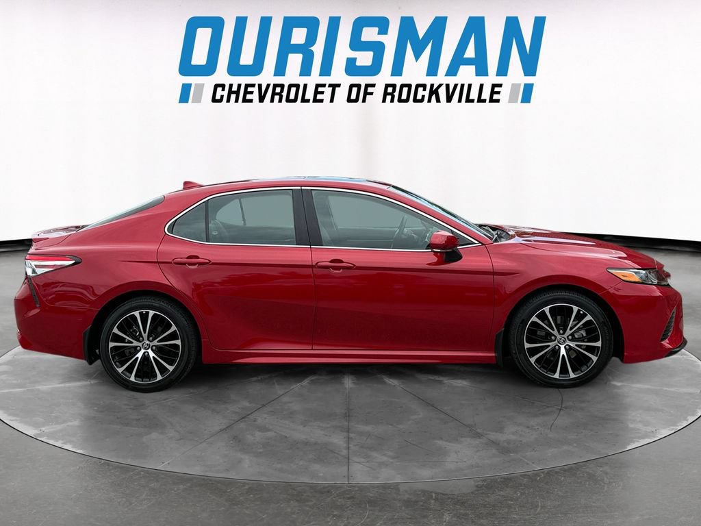 Used 2020 Toyota Camry SE w/ Audio Package AWD/4WD image 7