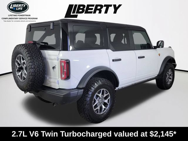 Used 2025 Ford Bronco Badlands AWD/4WD image 3