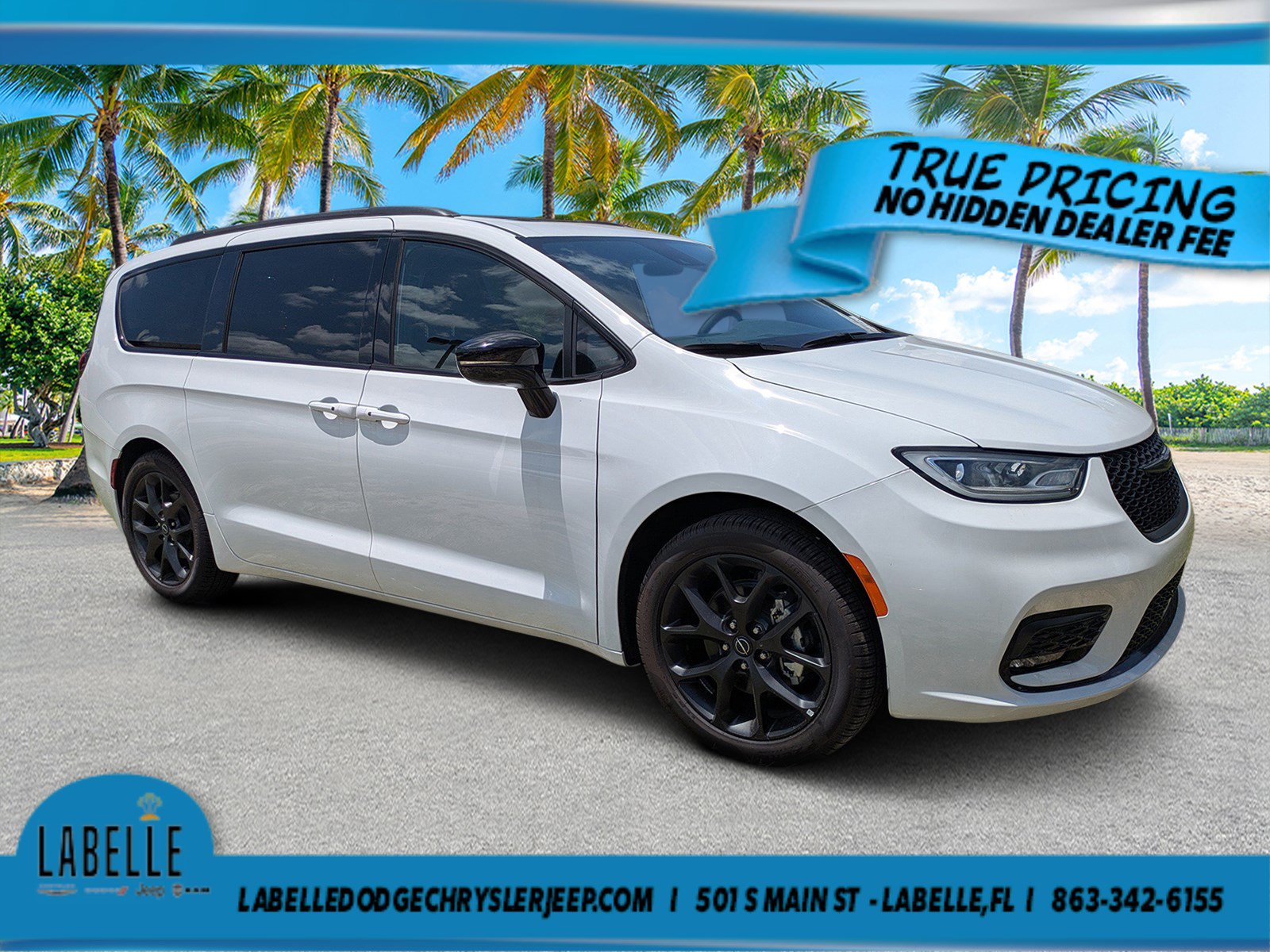 Used 2025 Chrysler Pacifica Limited