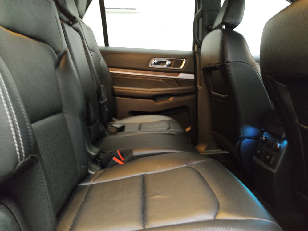 Used 2019 Ford Explorer Limited FWD image 19