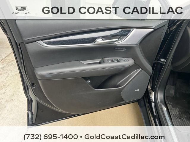 Certified 2023 Cadillac XT5 Premium Luxury AWD/4WD image 17