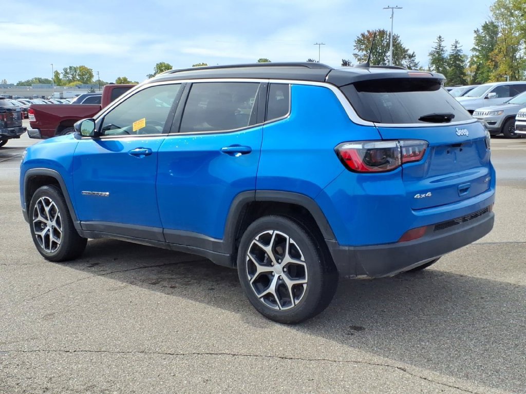 Used 2024 Jeep Compass Limited AWD/4WD image 6