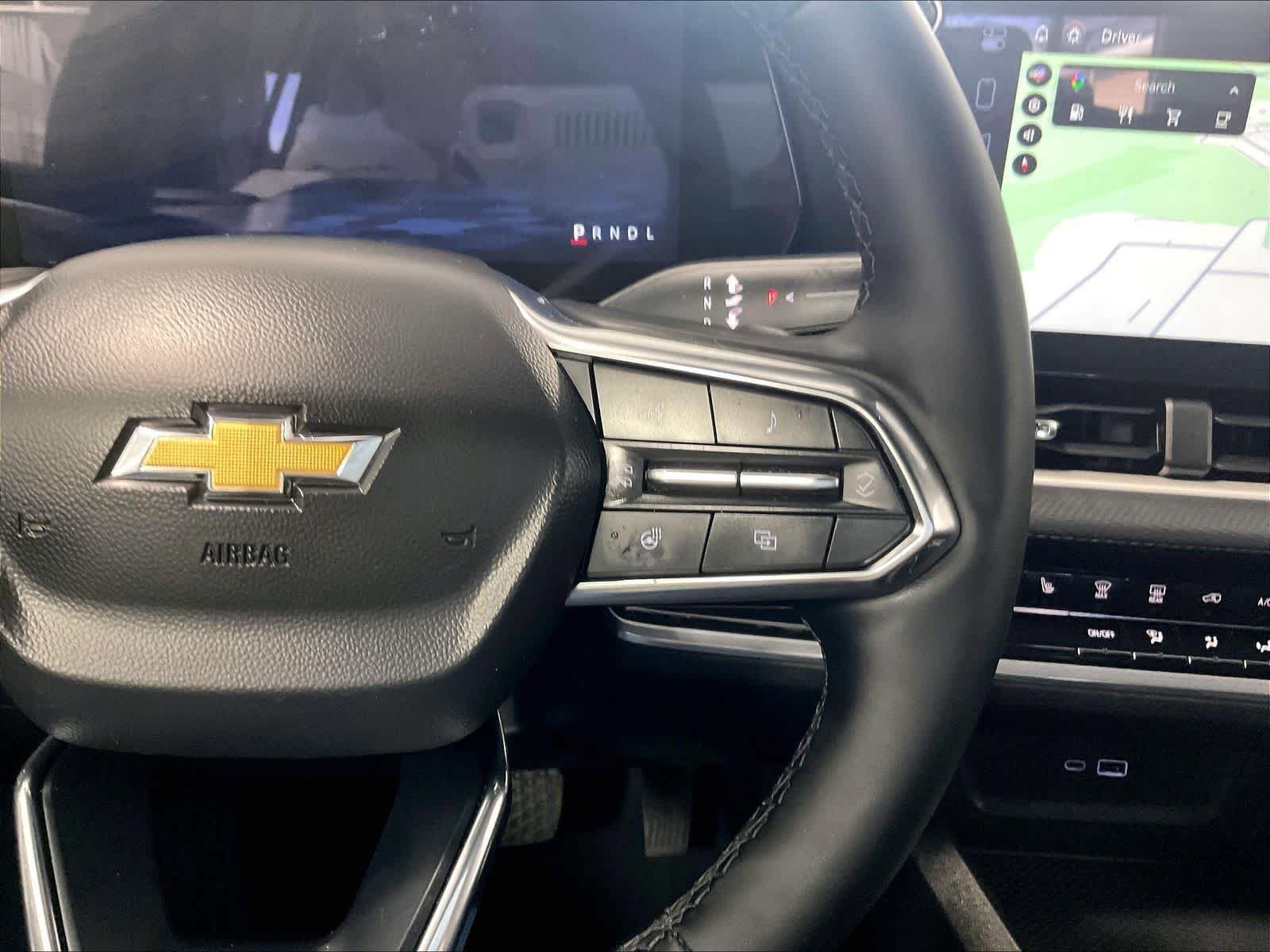 Used 2025 Chevrolet Equinox LT AWD/4WD image 23