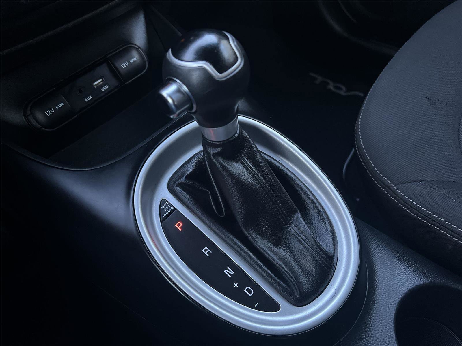 Used 2019 Kia Soul Base image 19