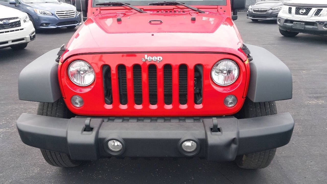 Used 2014 Jeep Wrangler Sport AWD/4WD image 2