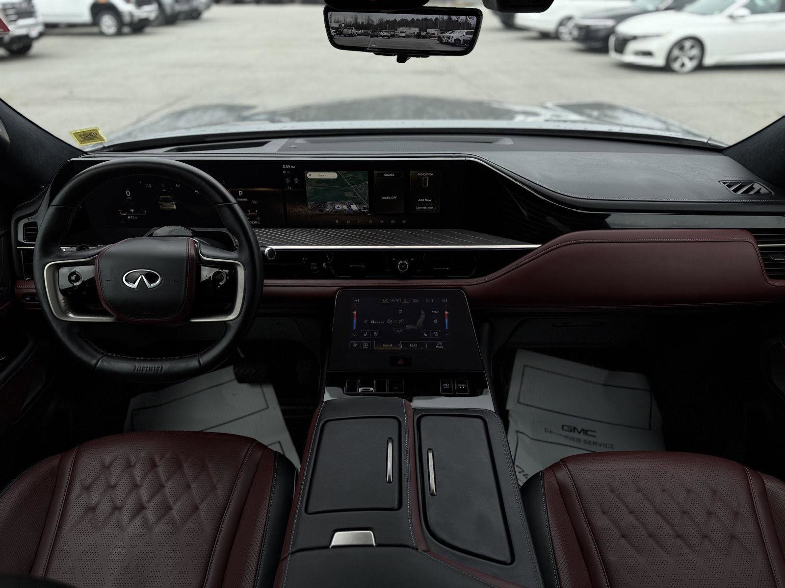 Used 2025 INFINITI QX80 Autograph w/ Autograph Exterior Package image 30