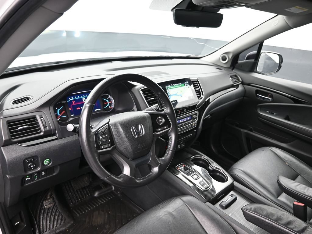 Used 2021 Honda Pilot Touring image 10