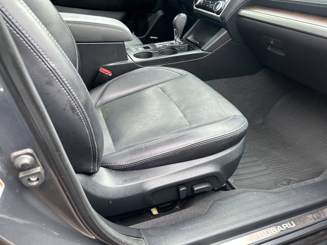 Used 2018 Subaru Outback 2.5i Limited image 17