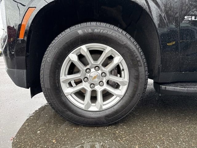 Used 2025 Chevrolet Suburban LS image 16