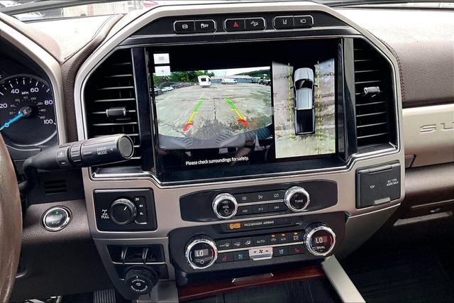 Used 2022 Ford F350 King Ranch w/ King Ranch Ultimate Package AWD/4WD image 22