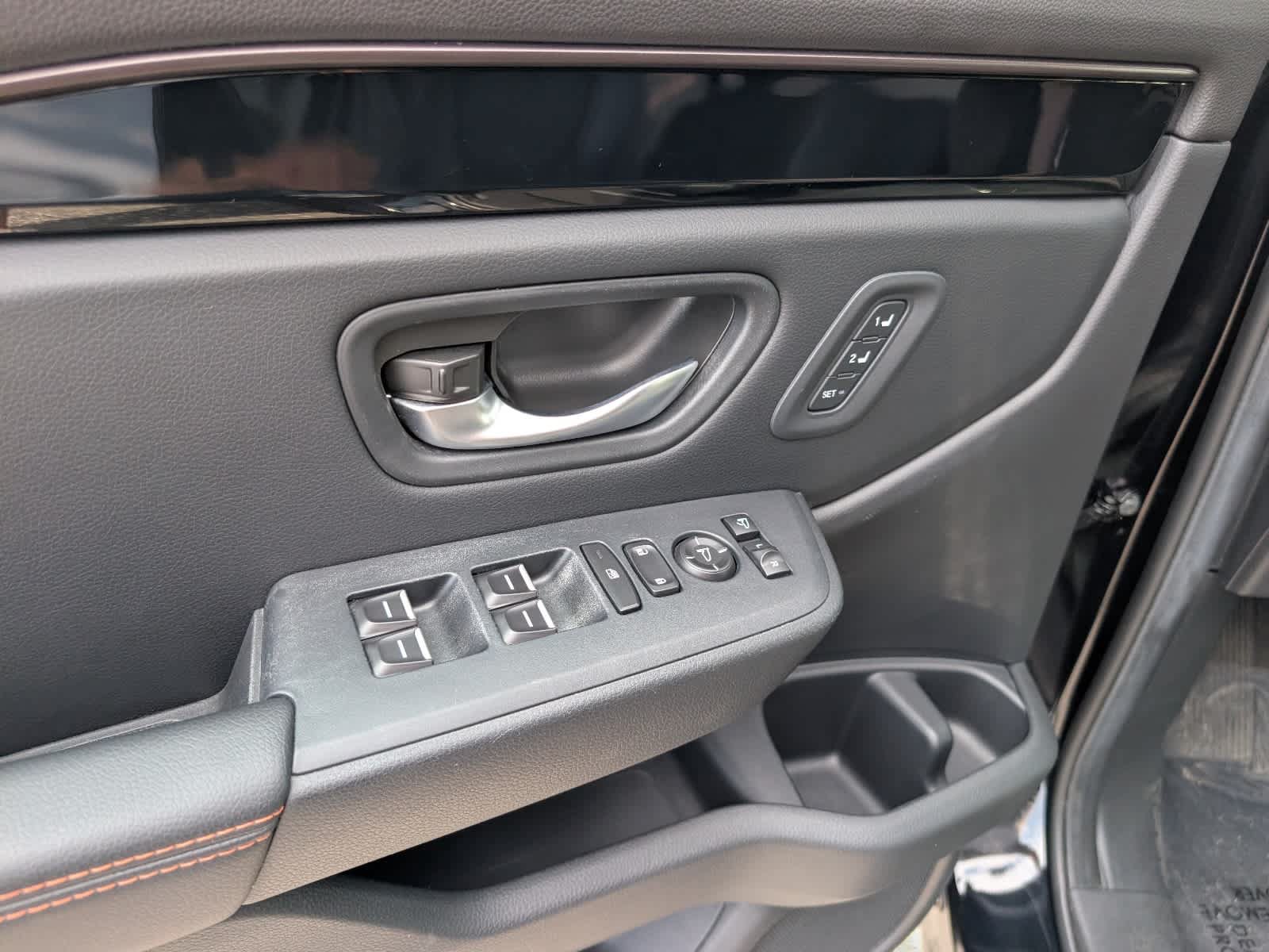 Certified 2025 Honda Pilot TrailSport image 23