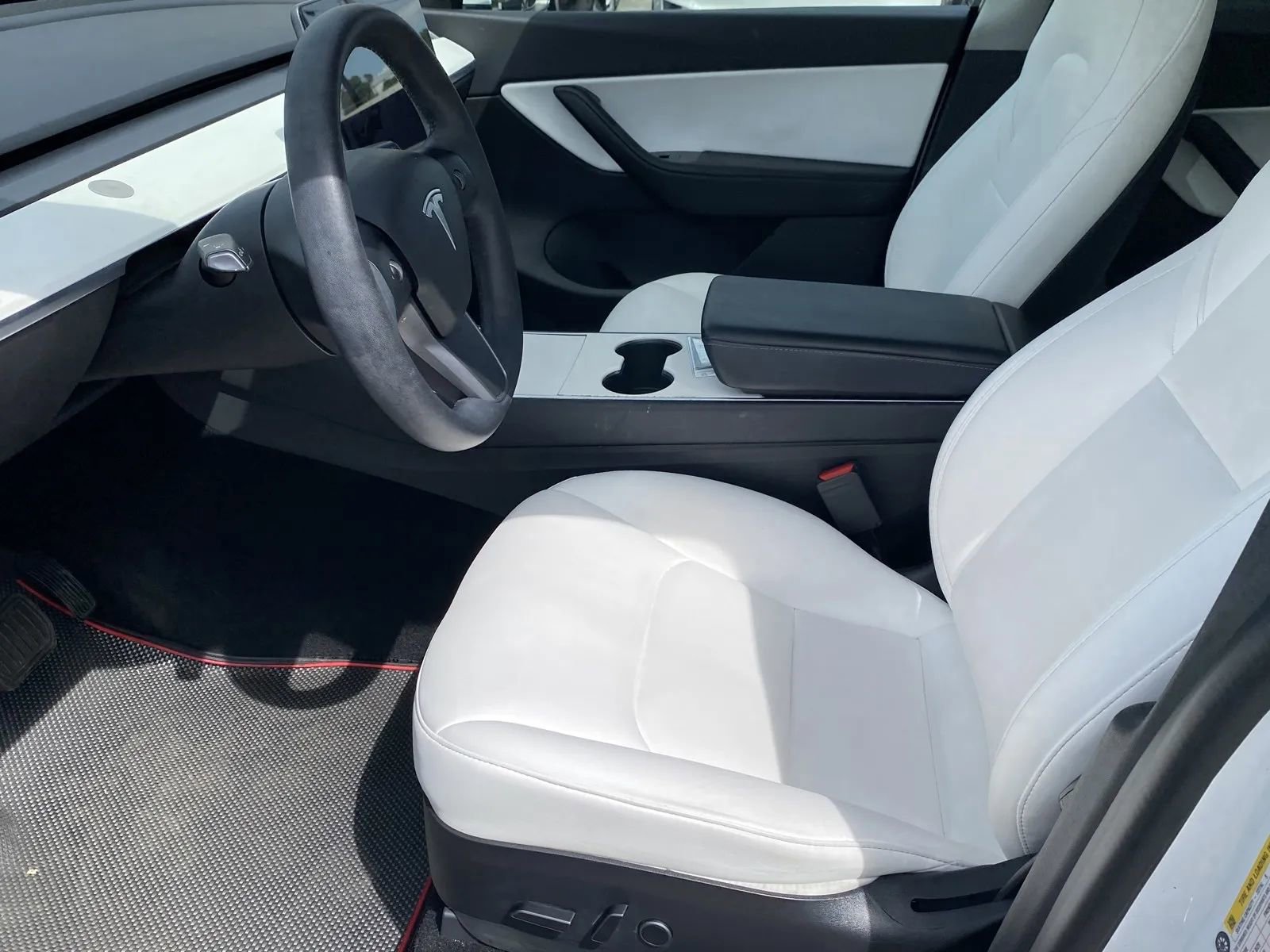 Used 2021 Tesla Model Y Long Range AWD/4WD image 9