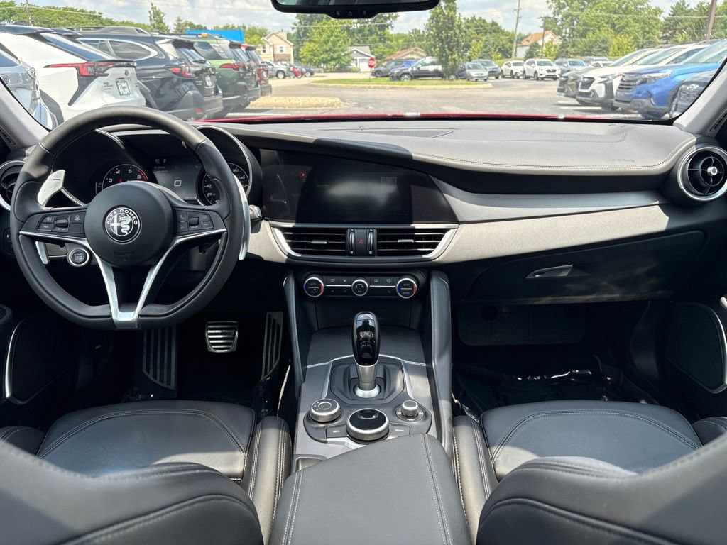 Used 2019 Alfa Romeo Giulia Ti Sport w/ Quick Order Package 22S Sport AWD/4WD image 13
