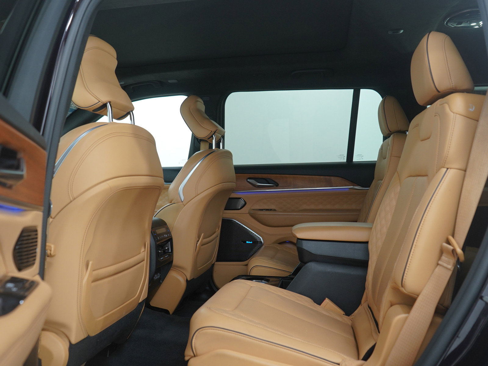 Used 2022 Jeep Grand Cherokee L Summit image 21