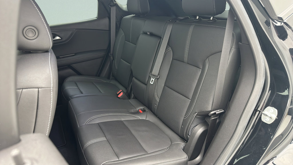 Used 2024 Chevrolet Blazer LT AWD/4WD image 10