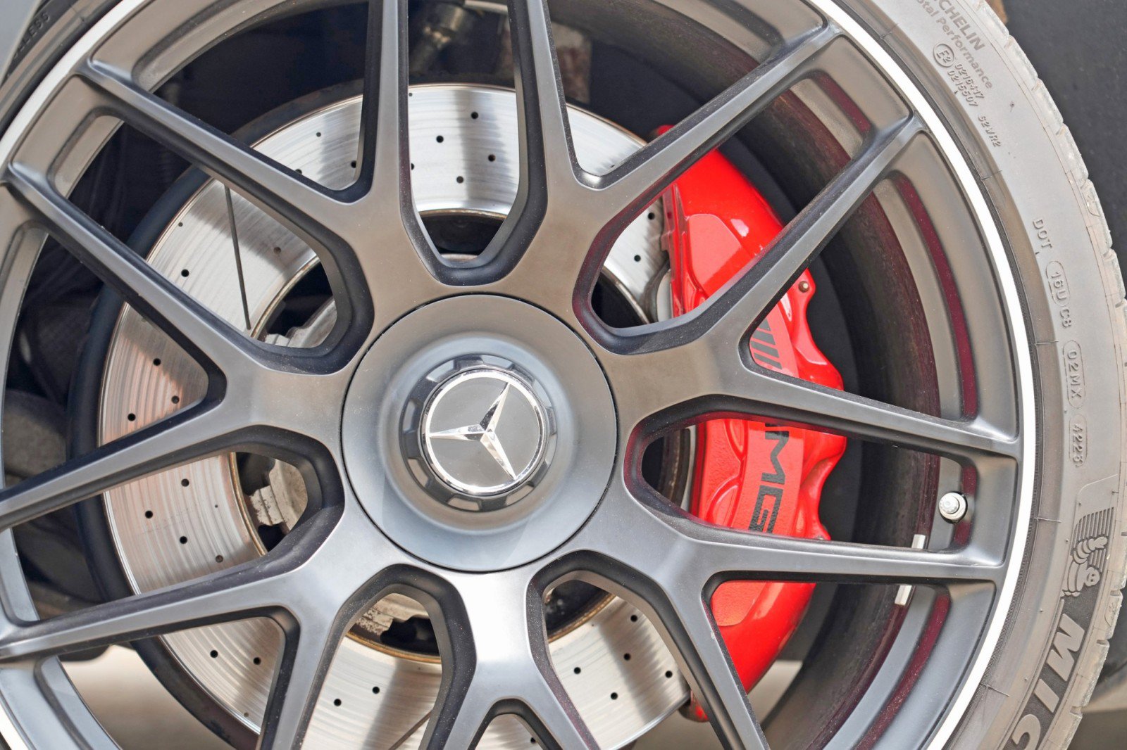 Used 2022 Mercedes-Benz AMG GT 43 w/ Driver Assistance Package image 74