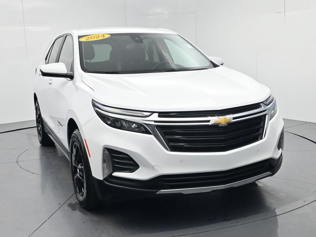 Used 2024 Chevrolet Equinox LT FWD image 2