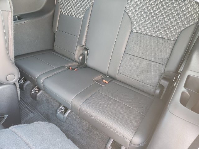 Used 2025 GMC Acadia Denali w/ Super Cruise Package FWD image 31