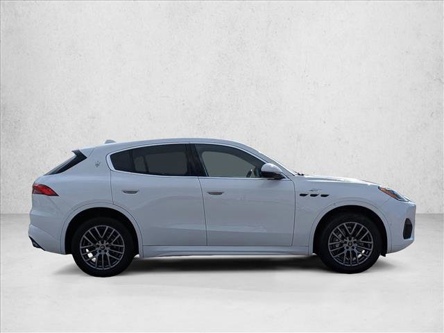 Used 2024 Maserati Grecale GT image 4