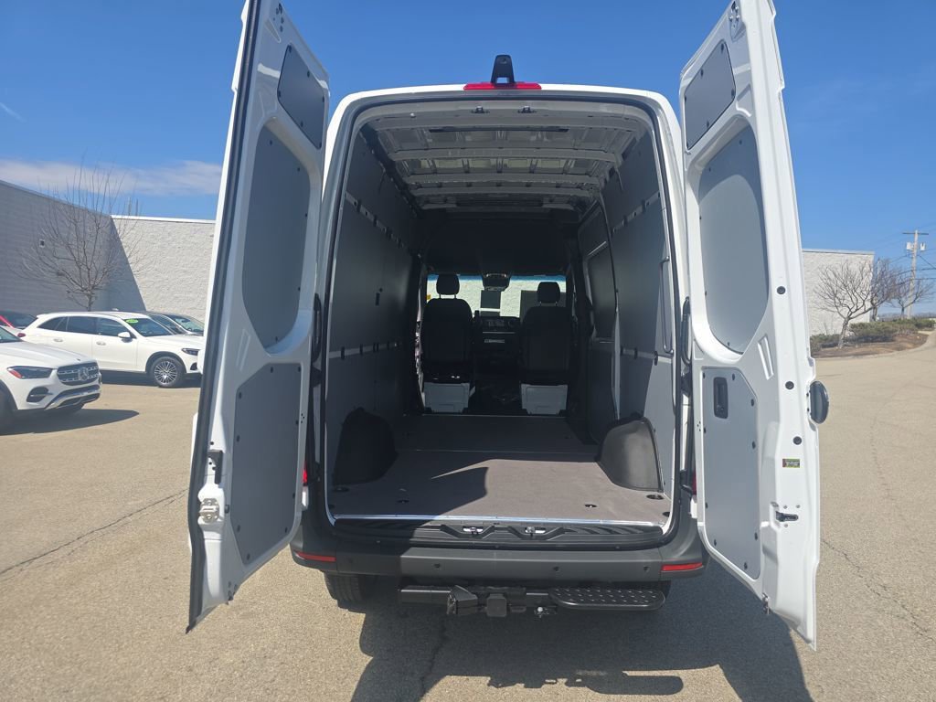 New 2026 Mercedes-Benz Sprinter 2500 image 28