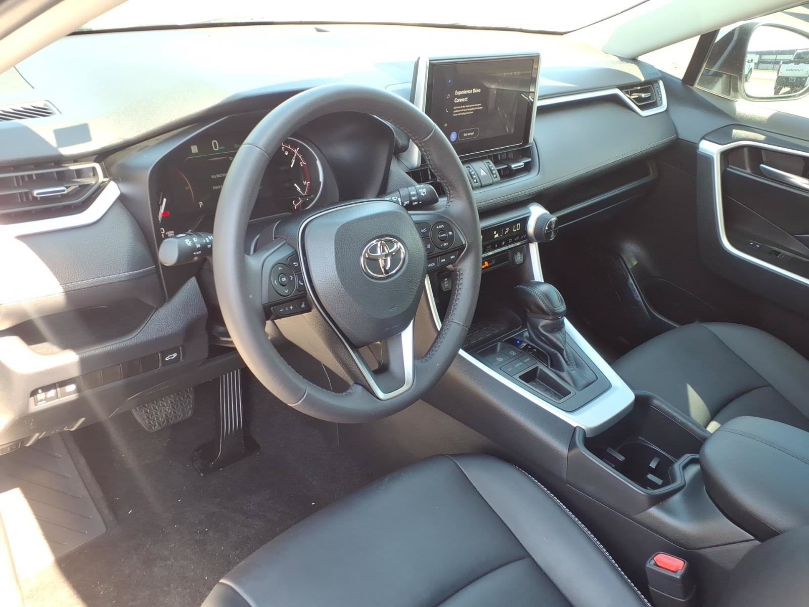Used 2023 Toyota RAV4 XLE Premium FWD image 21