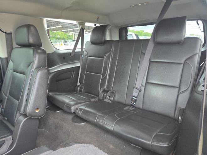Used 2018 Chevrolet Suburban LT AWD/4WD image 17
