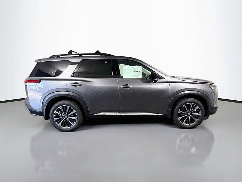 New 2026 Nissan Pathfinder Platinum w/ Accent Package AWD/4WD image 8