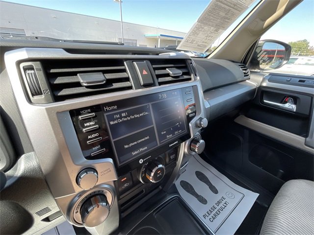Used 2020 Toyota 4Runner SR5 image 19