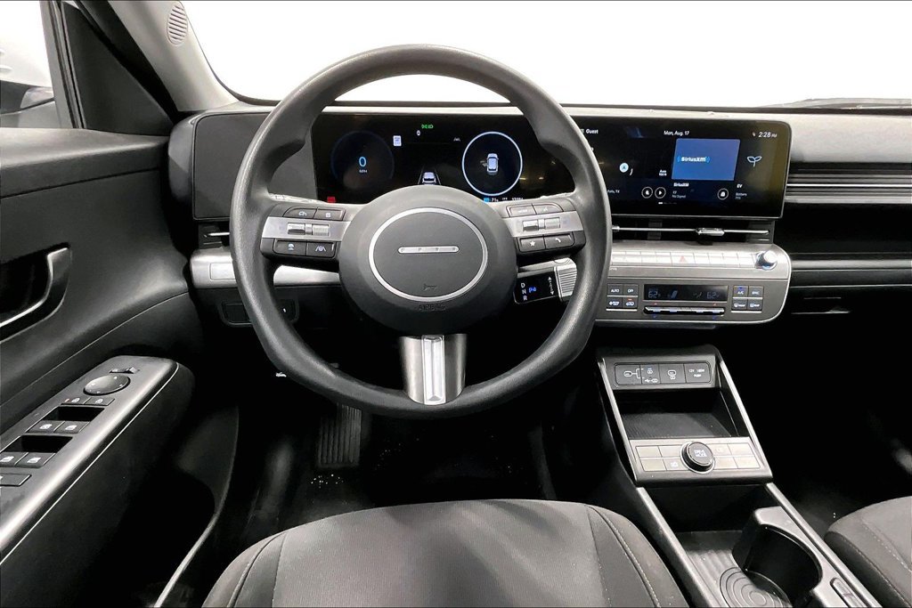 Used 2024 Hyundai Kona SE FWD image 6