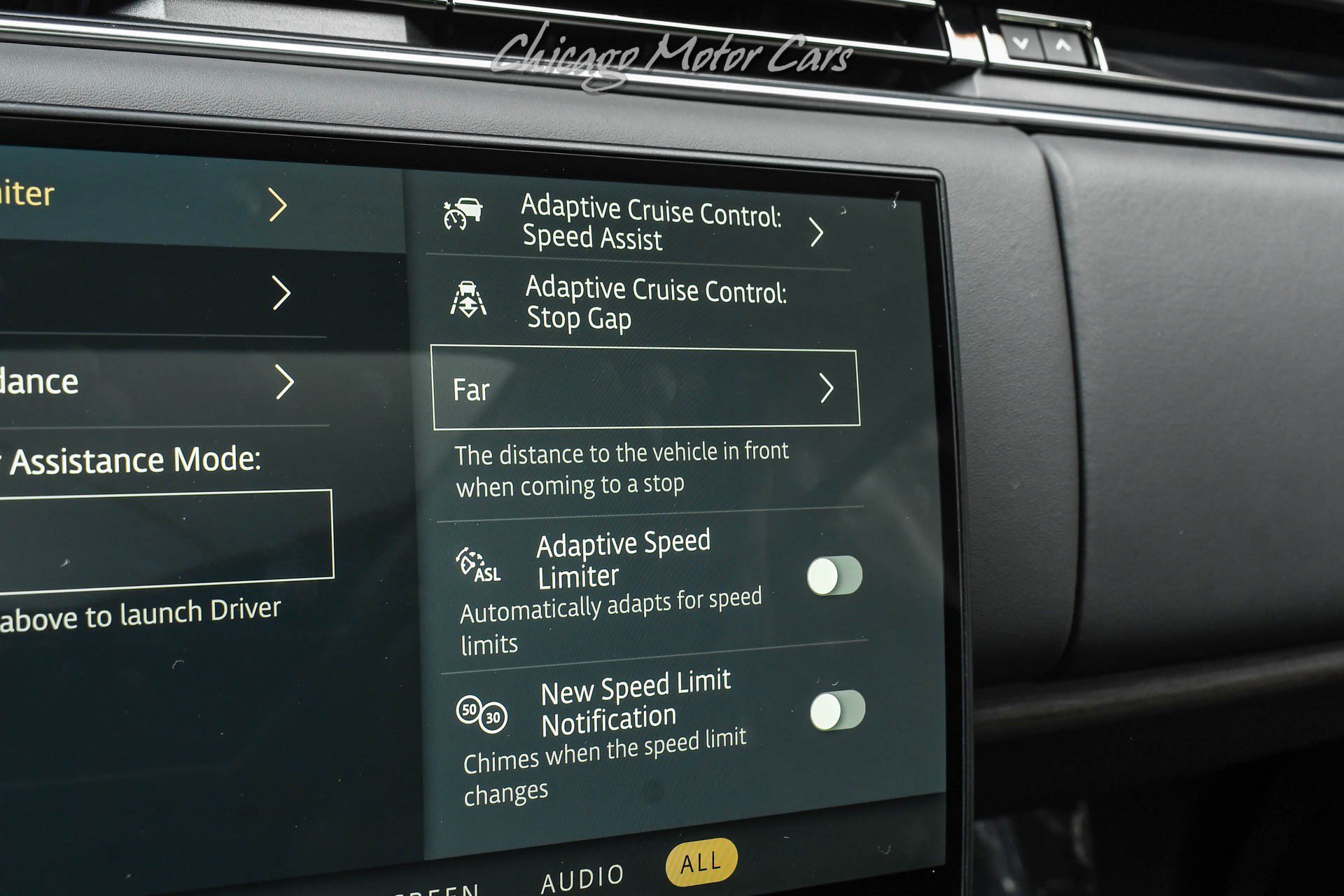 Used 2024 Land Rover Range Rover SE image 15