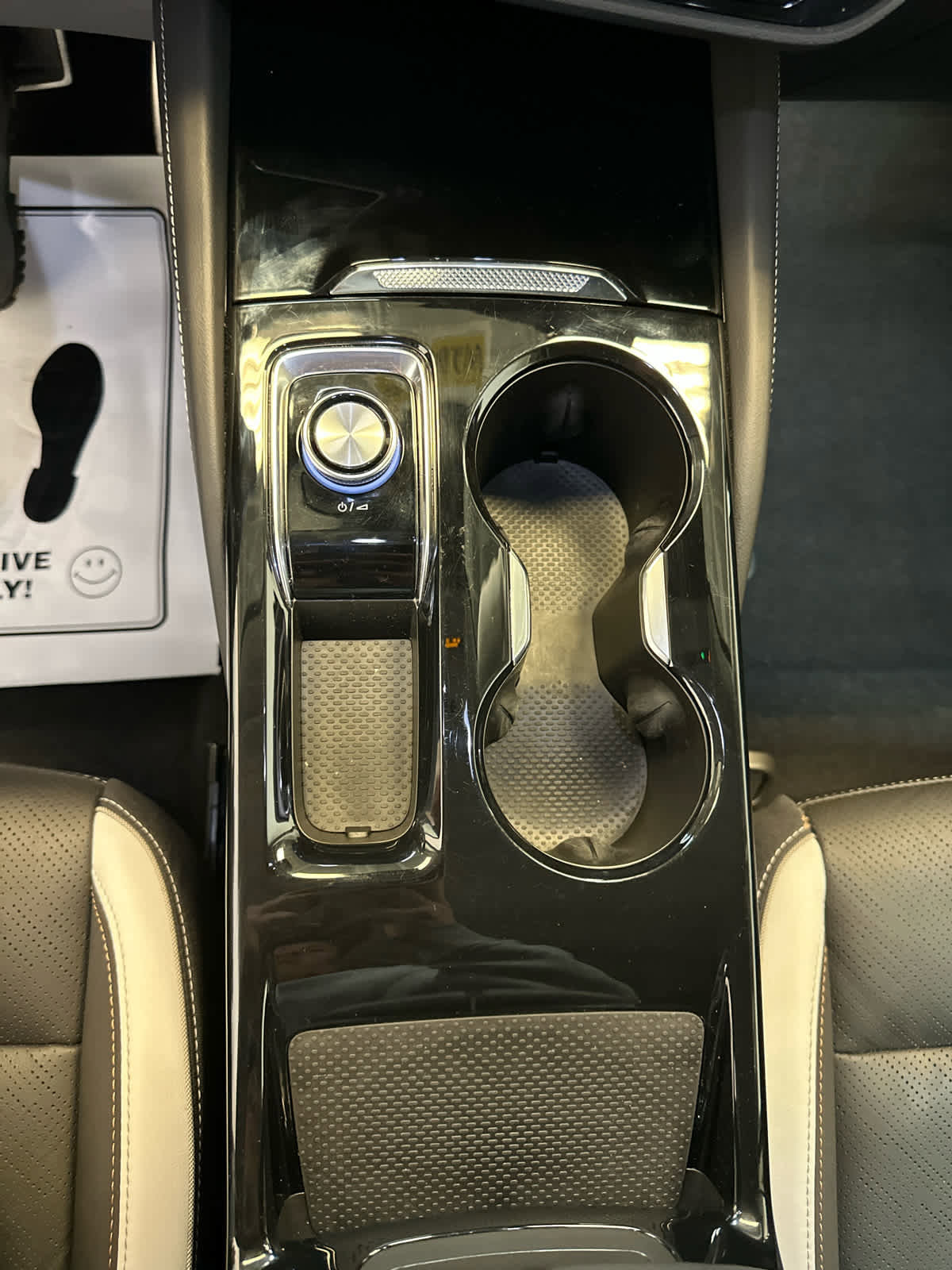 Certified 2025 Buick Envision Sport Touring image 23