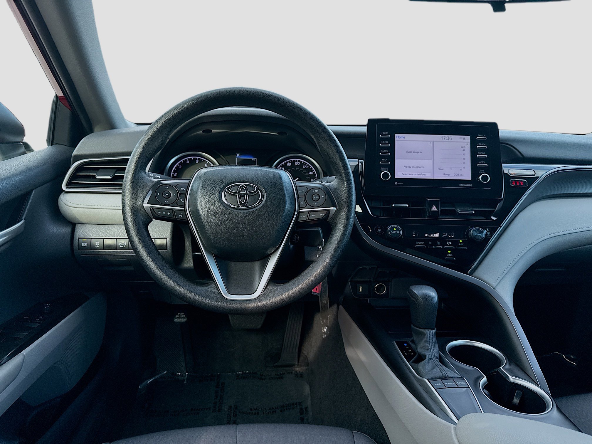 Used 2023 Toyota Camry LE image 18