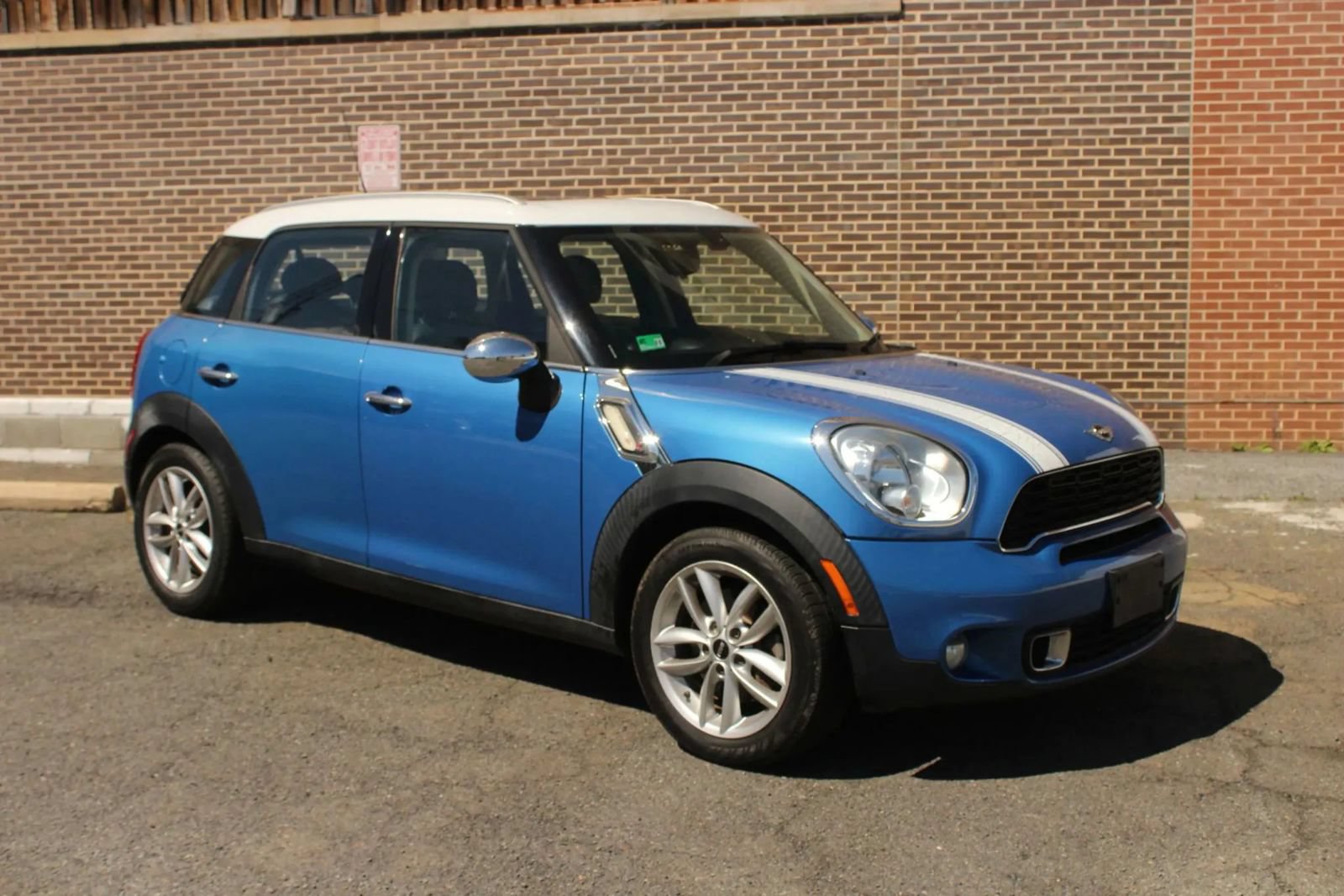 Used 2014 MINI Cooper Countryman S FWD image 1
