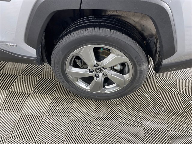 Used 2021 Toyota RAV4 Limited image 21
