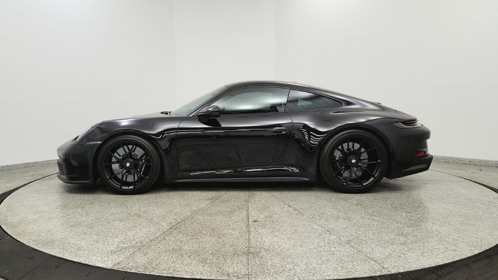 Used 2022 Porsche 911 GT3 RWD image 2
