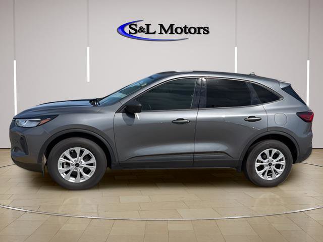 Used 2025 Ford Escape Active w/ Tech Pack #1 AWD/4WD image 4